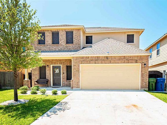 2nd image of 711 Andalucia Dr