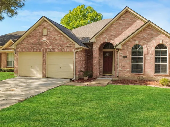 1415 Amber Knoll Ct, Houston, TX 77062
