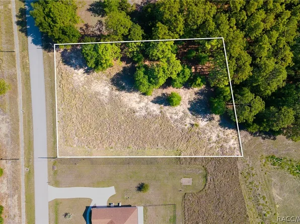 4657 N Apple Valley Ave, Beverly Hills, FL 34465