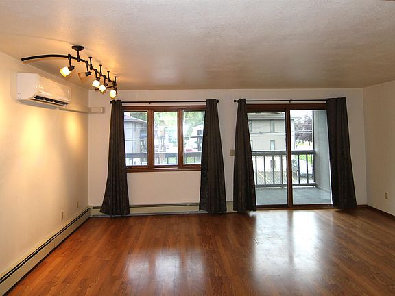 4th image of 15 Farewell Ave Unit 215