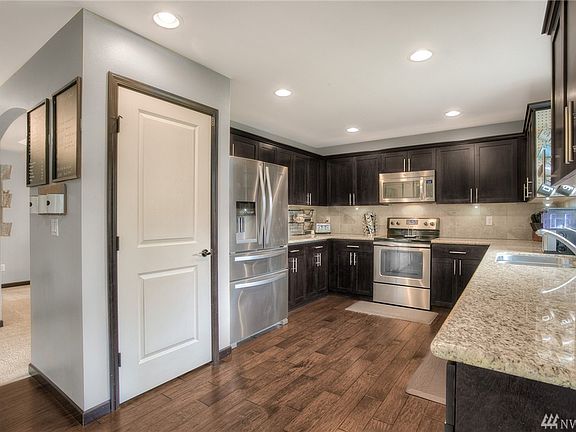 4th image of 6706 206th St Ct E