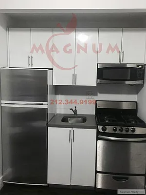 Rented by Magnum Realty Holdings, LLC | media 38