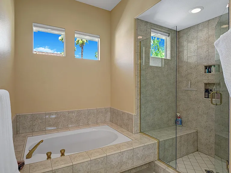 430 White Horse Trl — Photo 14