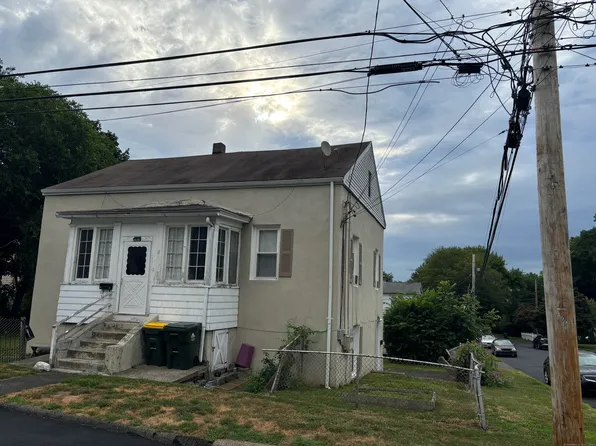 333 Lenox Road, Fairfield, CT 06825