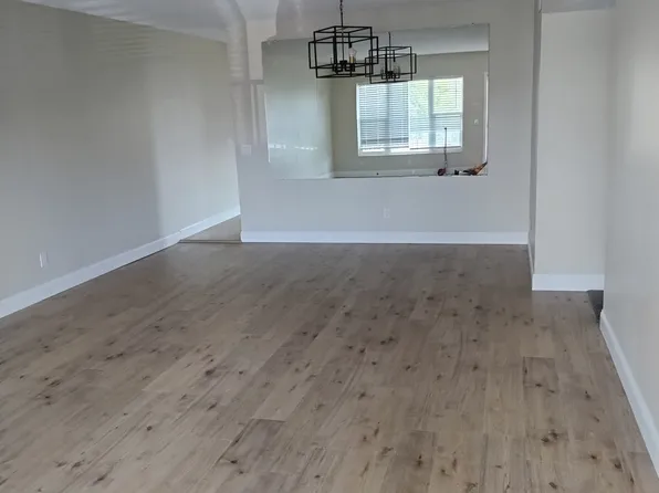 2320 Brisbane St APT 34, Clearwater, FL 33763