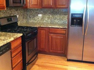 1514 W Arthur Ave #1, Chicago, IL 60626