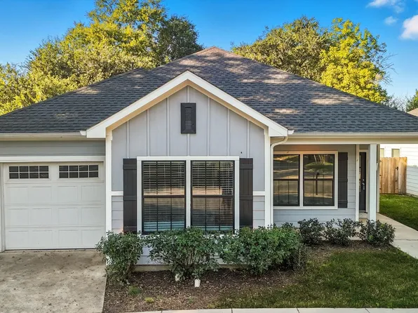 1104 E Jefferson St, Waxahachie, TX 75165