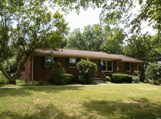 409 Chapman St, Johnson City, TN 37604