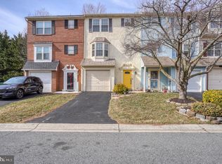 8 Evlon Ct, New Castle, DE 19720