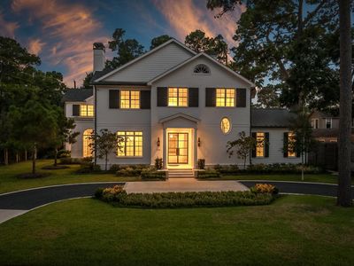5201 Green Tree Rd, Houston, TX, 77056