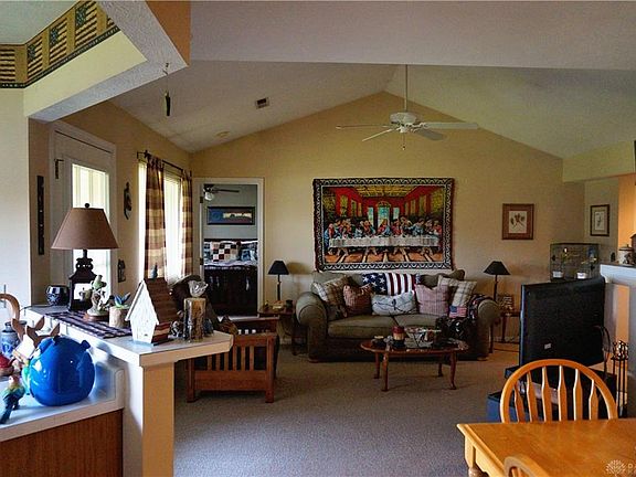 4th image of 506 Waterfront Pl