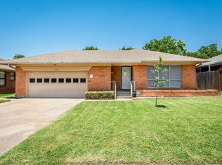 10123 Casa View Dr, Dallas, TX 75228