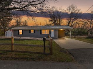 2801 Midfield Cir SE, Cleveland, TN 37323