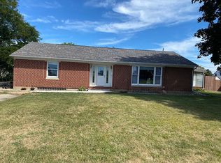 835 S Main St, Monticello, IA 52310