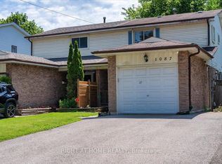 1087 Venus Cres, Oshawa, ON L1J6E2