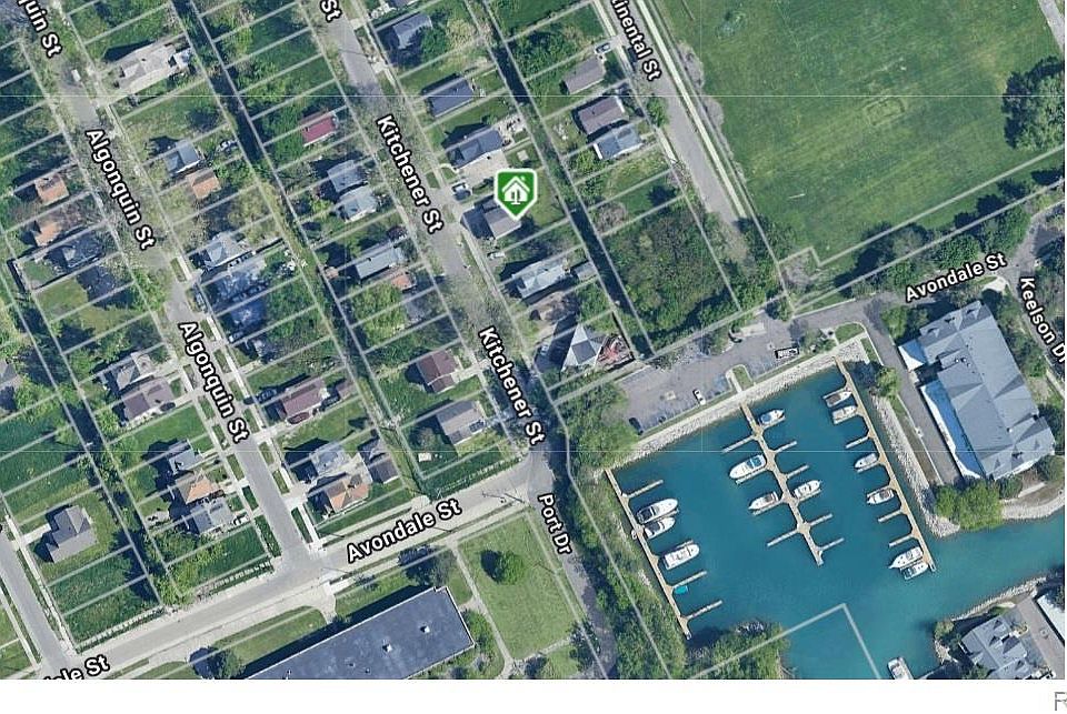 1st image of 450 Kitchener St