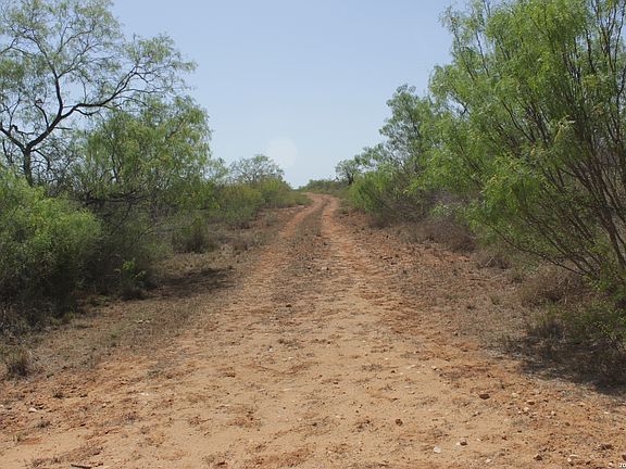 4th image of 200 Rogers Ranch Road