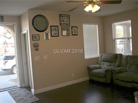 5th image of 11945 Giles St