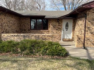 911 Hahn Ave, North Platte, NE 69101