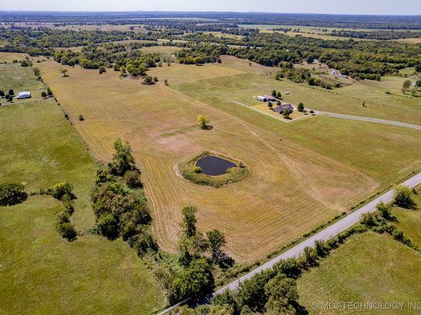 1925 E 100th St N, Wagoner, OK 74467