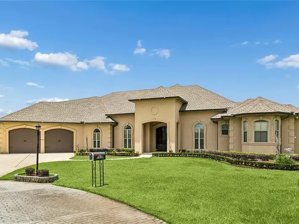 102 Bailey Estates Dr, Belle Chasse, LA 70037