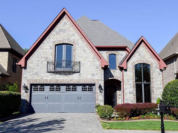2nd image of 1163 Chloe Dr