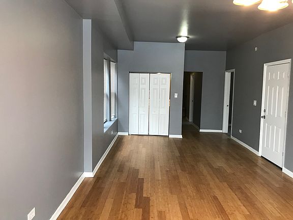 3rd image of 6438 S Vernon Ave #1
