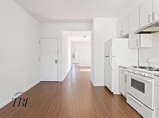 11-22 47th Ave #2L, Long Island City, NY 11101