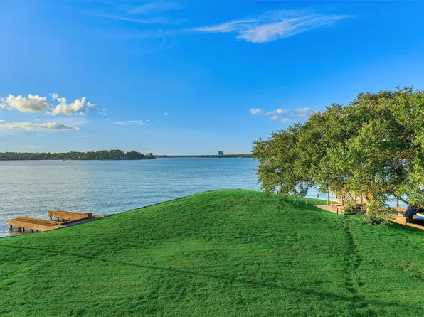 157 Capetown St, Montgomery, TX 77356