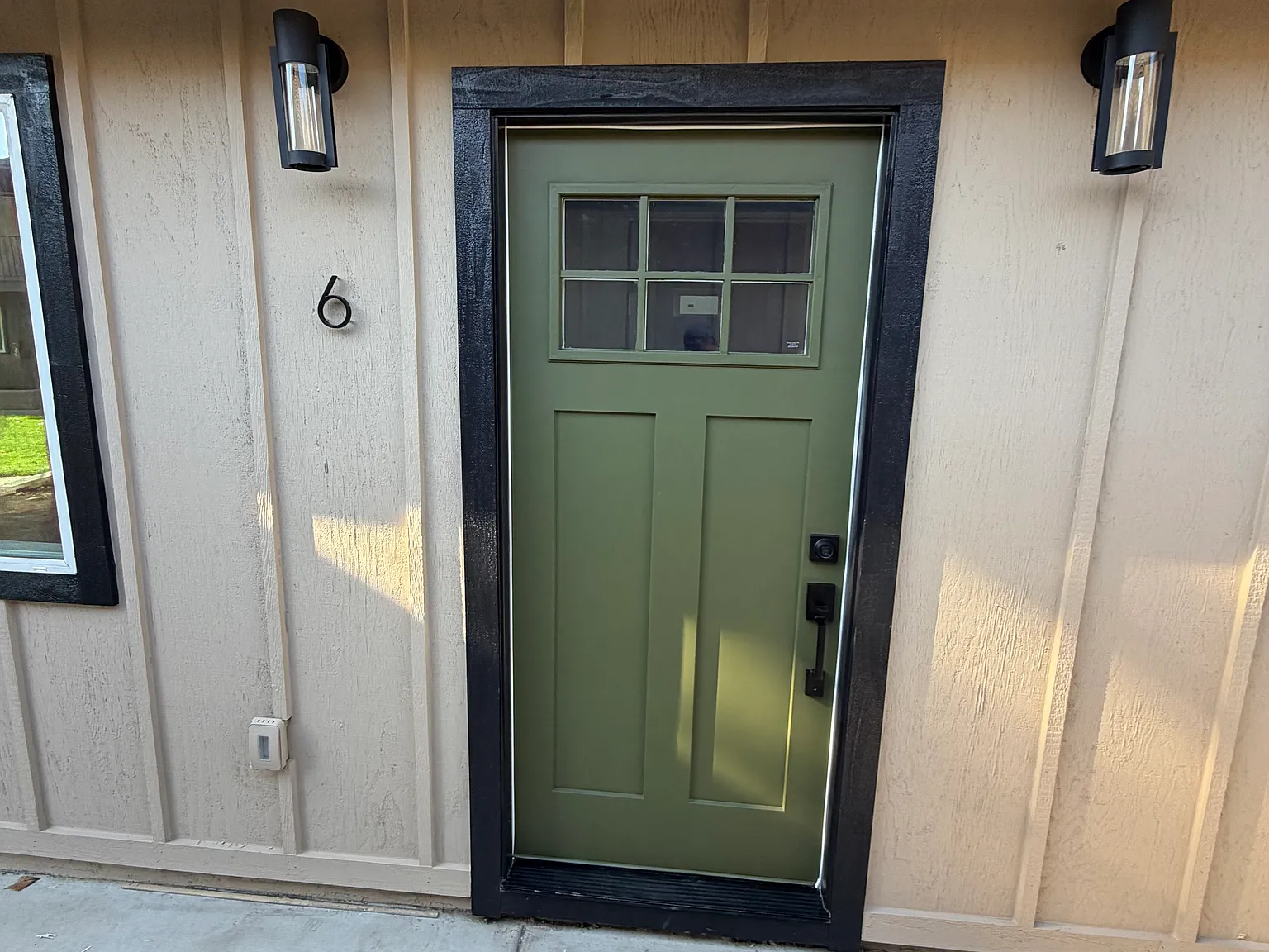 2 bed, 704 sqft, $1,650 — Photo 2
