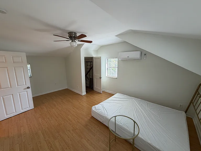 3027 Melton St N — Photo 27