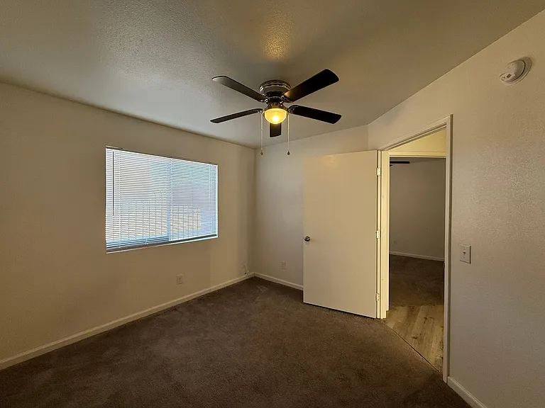 524 E Avenue Q12 #3 — Photo 7