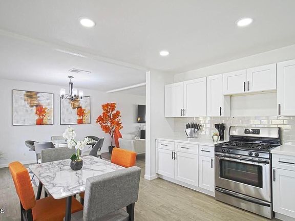5th image of 1323 W 10TH Place