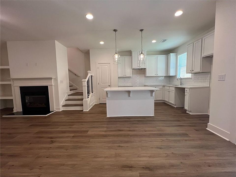 1st image of 5750 Calle Vista Dr #Bv010