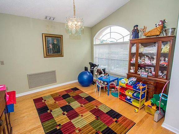 4th image of 9418 Rockrose Dr