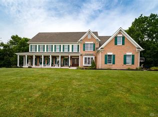 1395 William & Mary Ct, Yellow Springs, OH 45387
