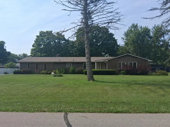 2861 Heritage Dr, Tecumseh, MI 49286