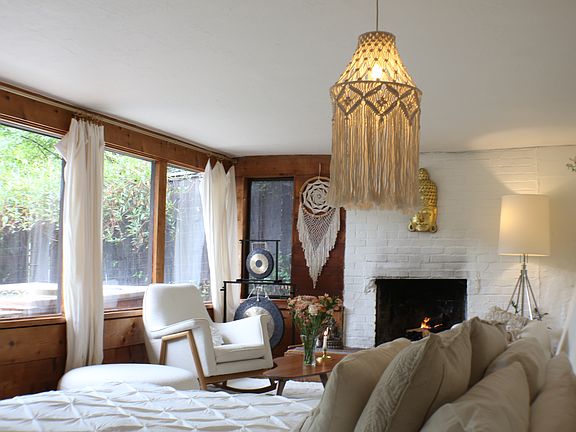 3rd image of 383 Lovell Ave #A