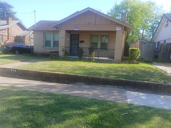 3rd image of 818 Winters St
