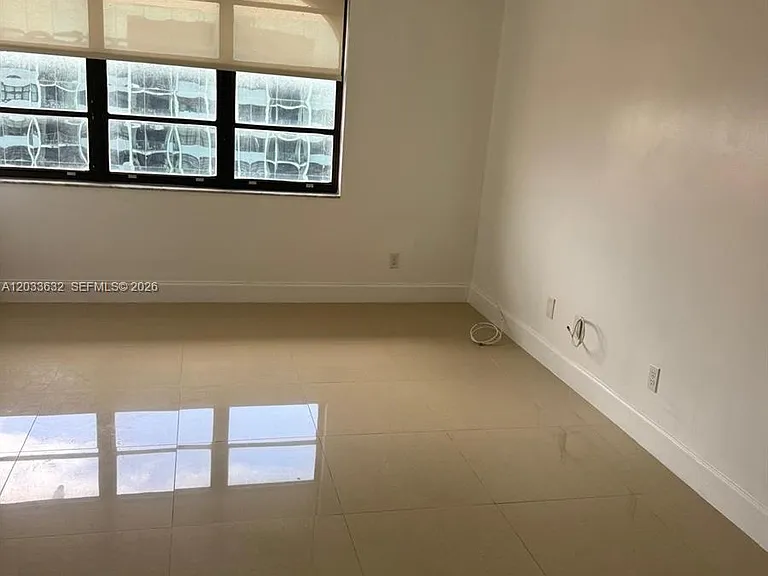 66 N Valencia Ave #Penthouse 2A — Photo 25