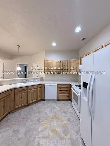1015 Canyon Meadow Dr #8 — Photo 9