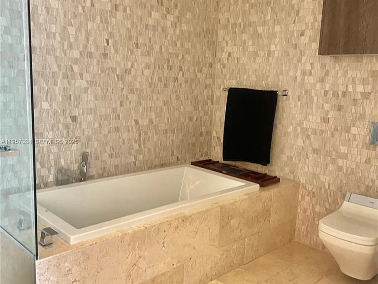 88 SW 7th St #2404 — Photo 7
