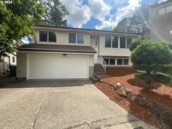 11707 SE Flavel St, Portland, OR 97266