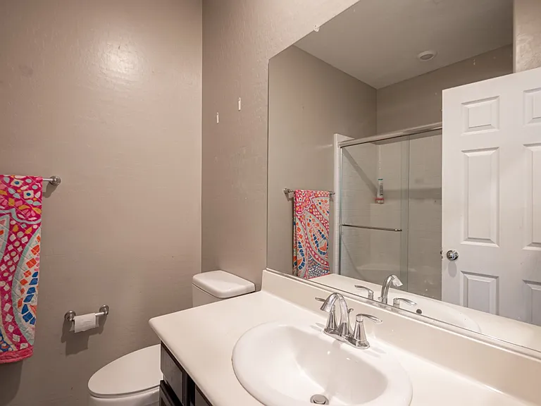 2715 Amazing Meadows Ave — Photo 31