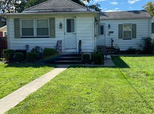 430 W Colfax Ave, Roselle Park, NJ 07204