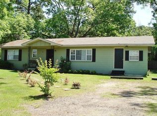 904 Old Albany Rd, Thomasville, GA 31792