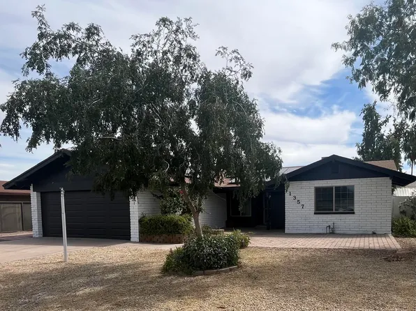 1357 S HALL Street, Mesa, AZ 85204