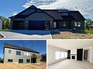 11338 Bancroft Way, Alto, MI 49302