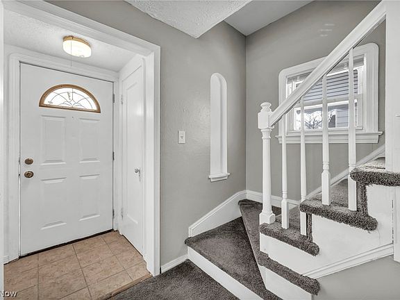 3rd image of 22601 Ivan Ave