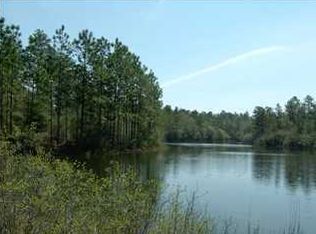 E Five Thrush Pl, Crestview, FL 32539